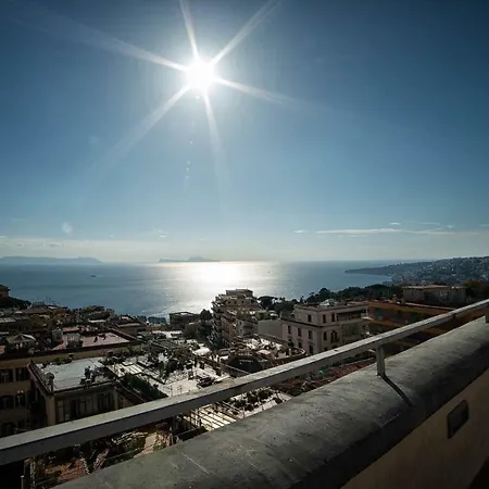 Bed & Breakfast Vomero Roof