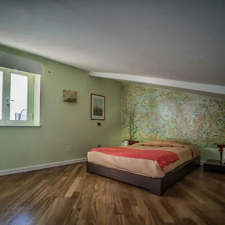 Vomero Roof Bed & Breakfast Naples