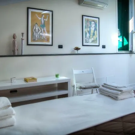 Vomero Roof Bed & Breakfast 2*